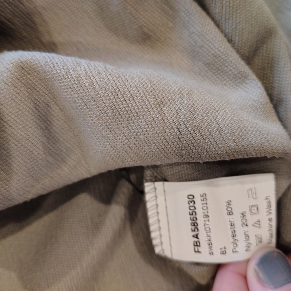 Woman's Grey button down grey corduroy mini skirt - Picture 4 of 5